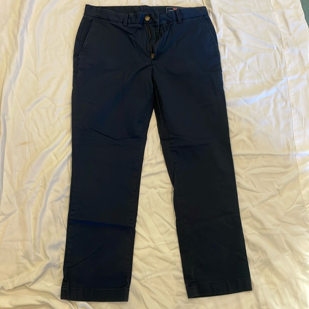 Vineyard vines navy blue khaki pants. Size 32x30.